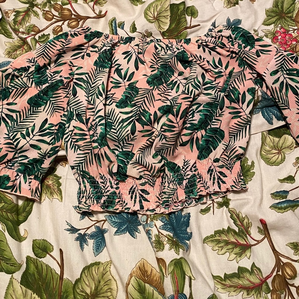 Crop top